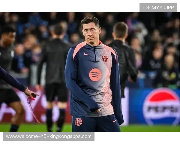 莱万多夫斯基成为标王豪门争相引进的背后故事揭秘 莱万多夫斯基成为标王豪门争相引进的背后故事揭秘